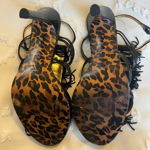 Betsy Johnson Vero Cuoio Soles Black & Gold Fringed Strappy Heels SIZE 6.5 M - Picture 3 of 12